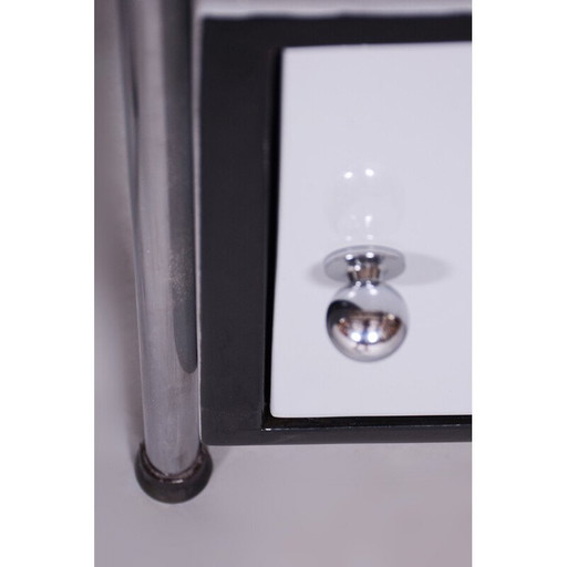 Ein Paar Nachttische aus verchromtem Stahl von Vichr, Tschechoslowakei 1930