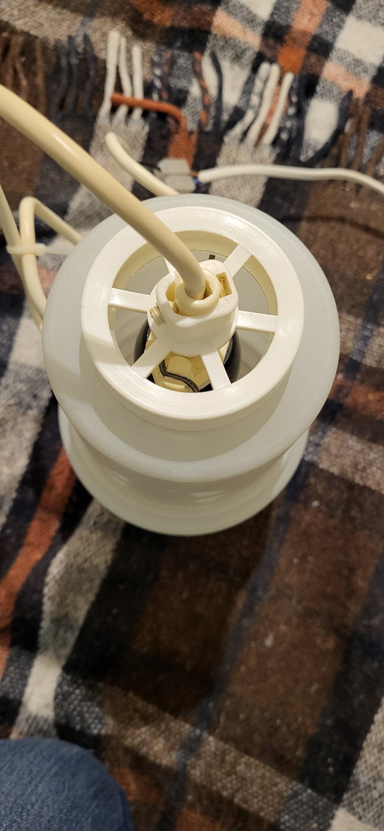 Image 1 of Art Deco Milchglas Pendelleuchte