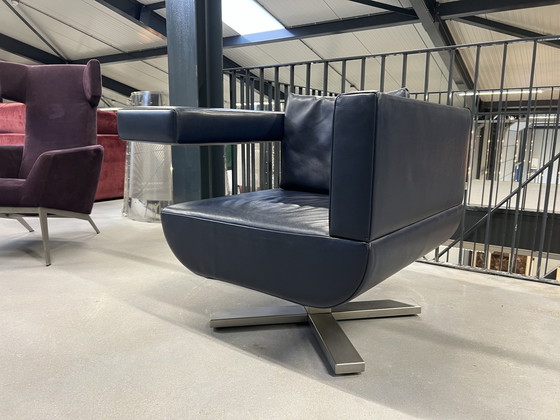 Image 1 of Jori Chillap Drehsessel aus blauem Leder