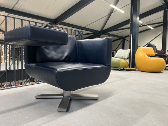 Image 1 of Jori Chillap Drehsessel aus blauem Leder