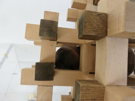 Image 1 of Xxl-Kopfnuss aus Holz, 1970