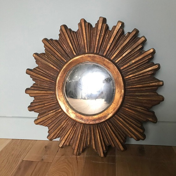 Image 1 of Vintage-Spiegel aus vergoldetem Holz mit Sonnenschliff, 1950