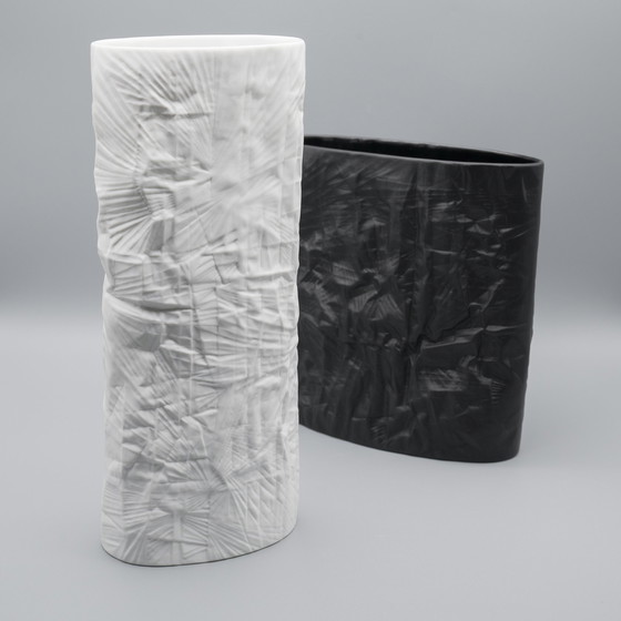 Image 1 of Martin Freyer Rosenthal Bisque Porcelaine Noire Papierrelief Vase Duo Op Art 70S