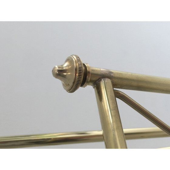 Image 1 of Zeitschriftenständer aus Messing und neoklassizistisches Glasregal, 1940