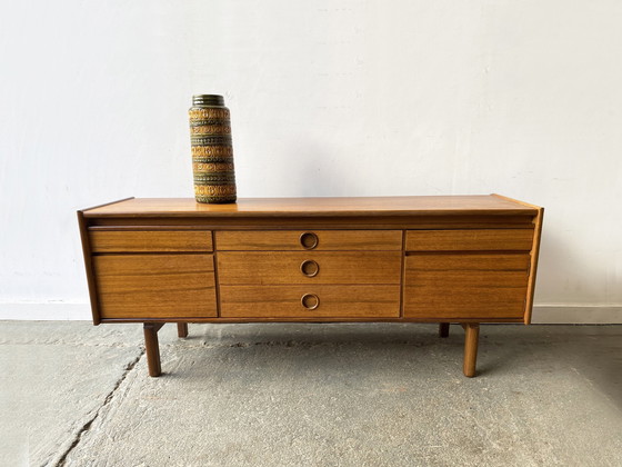 Image 1 of Mid-Century Modernes Teakholz-Sideboard von Avalon aus den 1960er Jahren