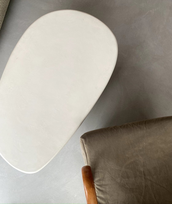 Image 1 of Couchtisch Mikrozement Organic Studio Nena Design