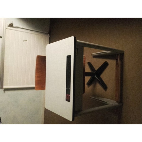 Image 1 of Alter Kinderschreibtisch mit Holzstuhl, 1960