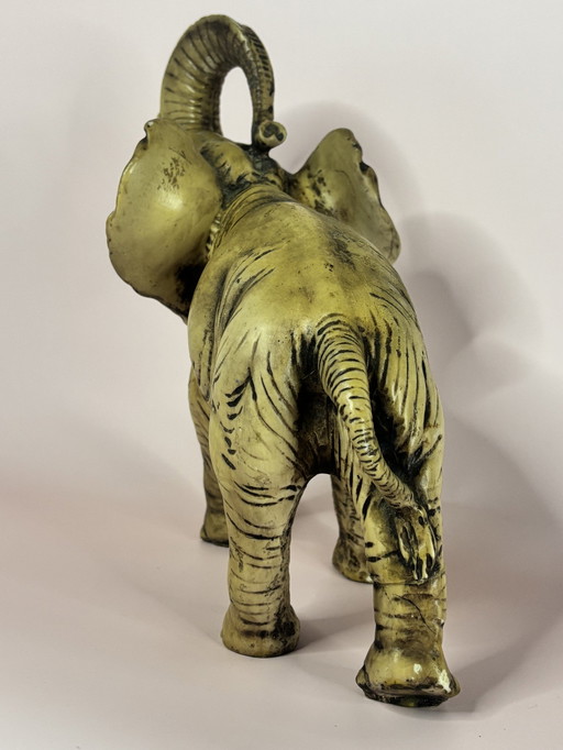 Skulptur Harz Elefant 1970er Jahre