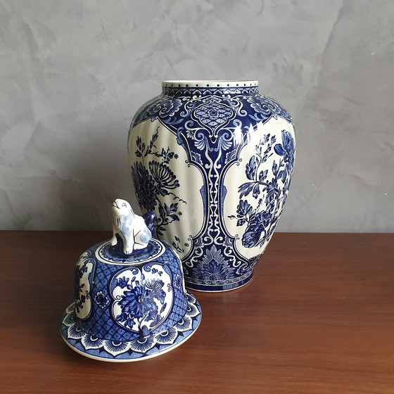 Image 1 of Royal Sphinx Maastricht Foo Hund Delfter Blau Vase aus den 50er Jahren