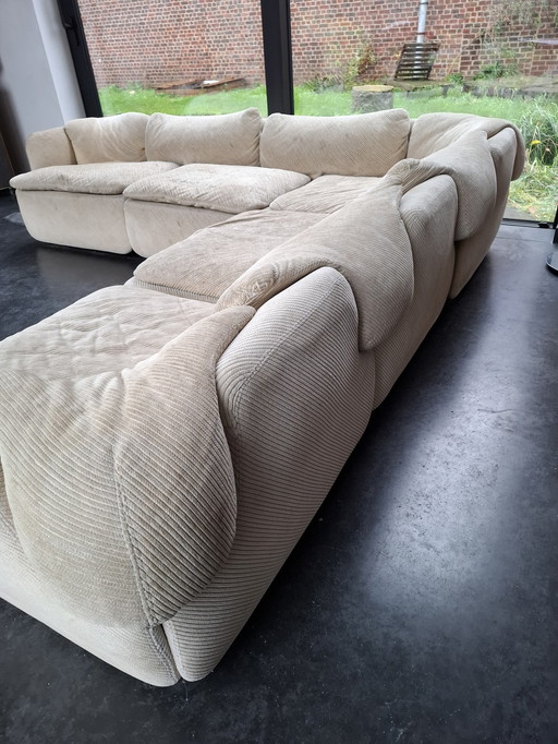 Confidential Sofa von Alberto Rosselli für den Hersteller Saporiti