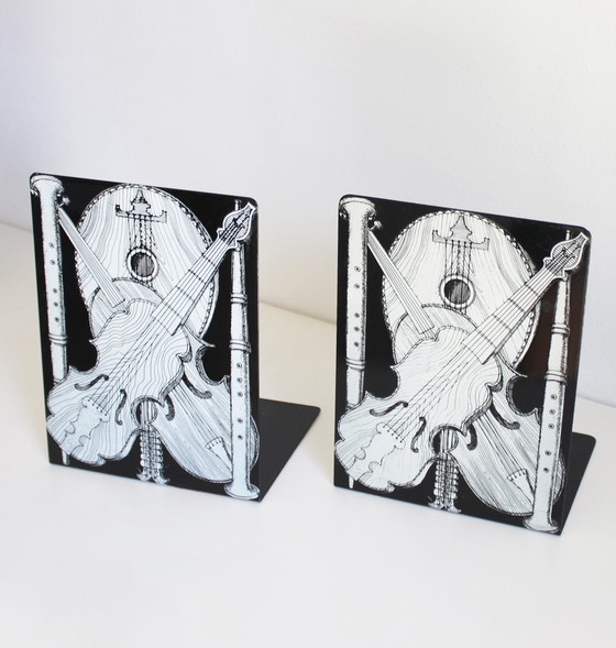 Image 1 of 2x Strumenti Musicali von Piero Fornasetti Boekensteun