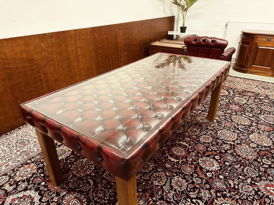 Image 1 of Die Marke Chesterfield Esstisch mit Esszimmerstühlen