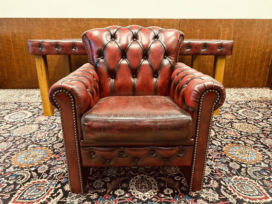 Image 1 of Die Marke Chesterfield Esstisch mit Esszimmerstühlen