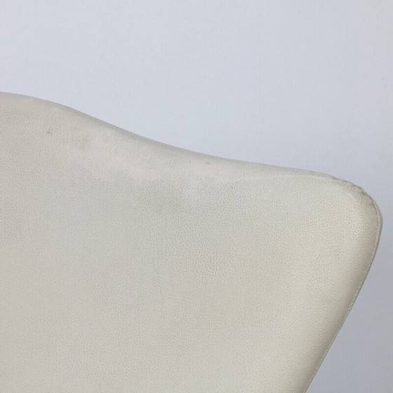 Image 1 of Vintage Kunstledersofa mit lackierten Holzbeinen, 1980