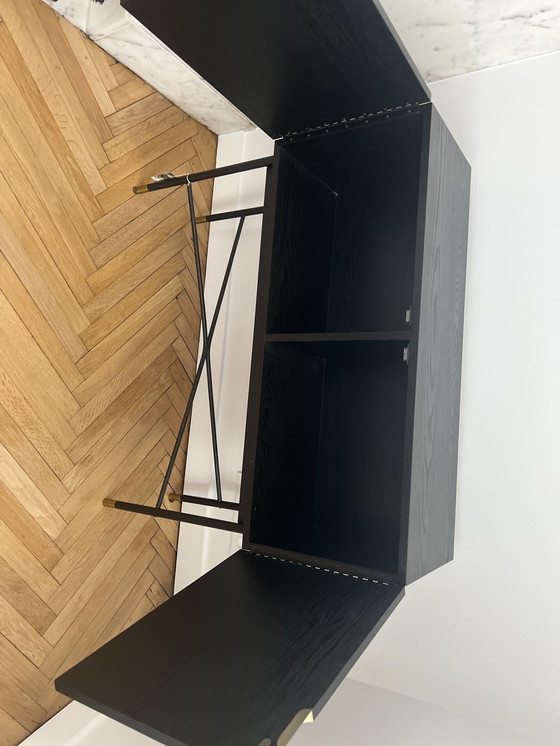 Image 1 of Buffet Schrank minimal schwarz mit hohen Beinen