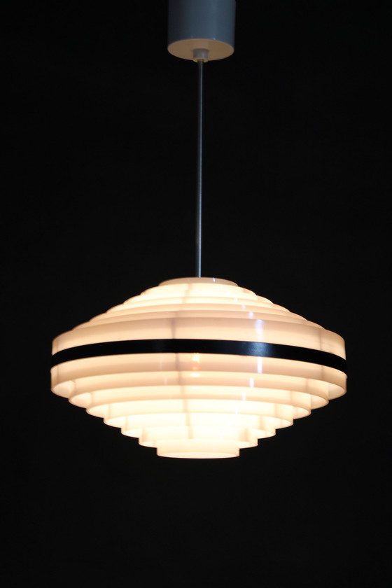 Image 1 of 1960S Ufo Pendelleuchte aus Kunststoff, bis zu 20 Stück erhältlich