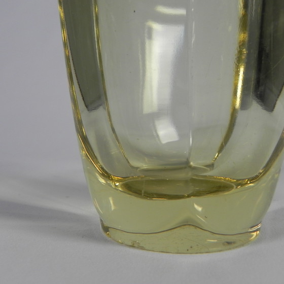 Image 1 of Art Deco Vase dickes Glas mit umgedrehtem Rand, 1930er Jahre