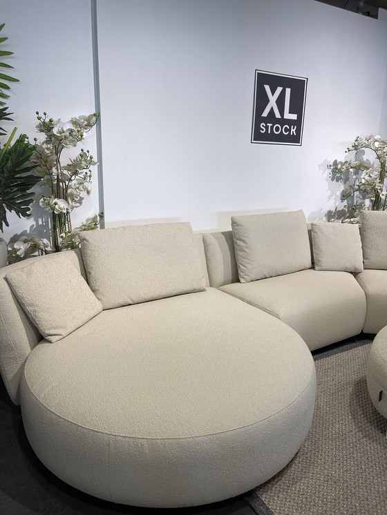 Image 1 of Wow Outdoor