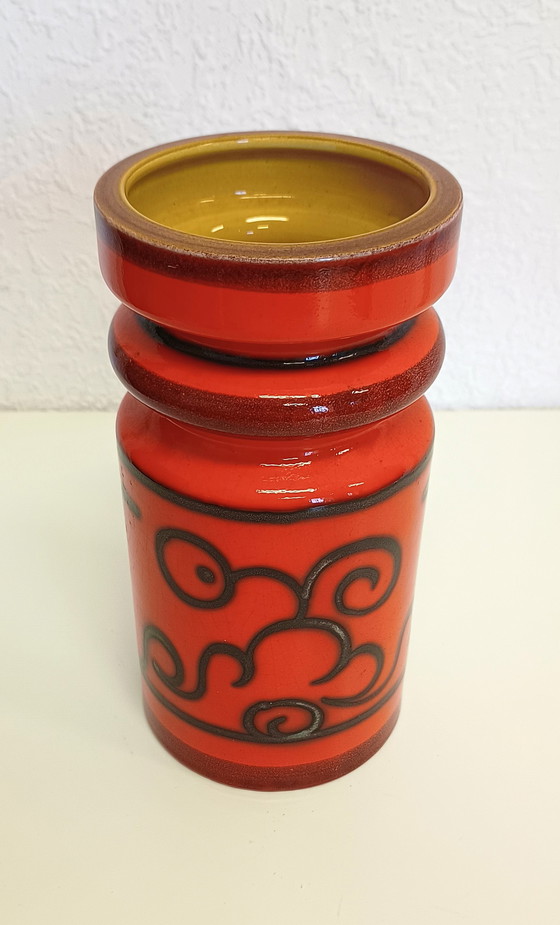 Image 1 of Flora Gouda-Vase