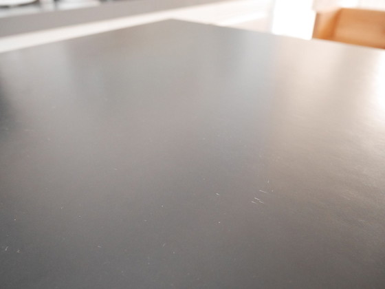 Image 1 of Moooi Container Hochtisch + 4x Atelier Van Lieshout Avl Shaker Barhocker