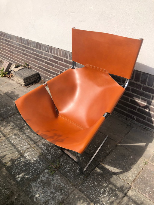 Artifort F444 von Pierre Paulin