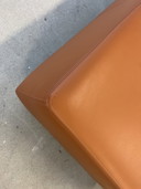 Moderner Hocker