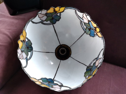 Hängelampe im Tiffany-Stil