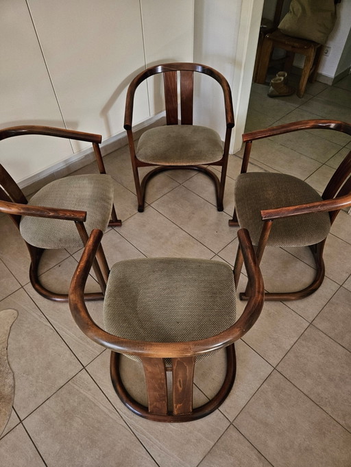 4x Vintage Stühle abzugeben