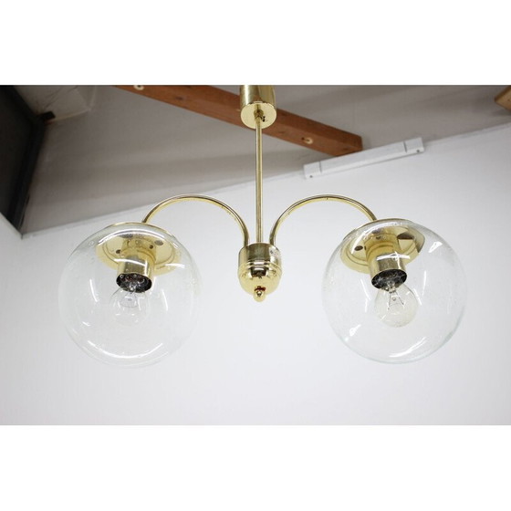 Image 1 of Vintage-Kronleuchter aus Glas und Messing von Kamenicky Senov, Tschechoslowakei 1960