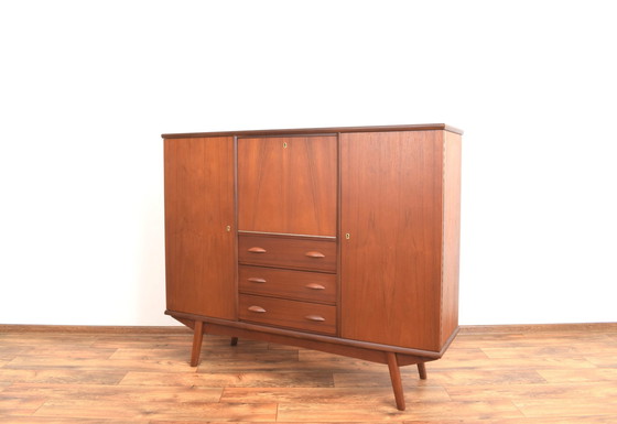 Image 1 of Mid Century Dänisches Teakholz-Highboard, 1960er Jahre.