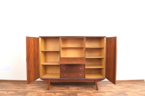 Image 1 of Mid Century Dänisches Teakholz-Highboard, 1960er Jahre.