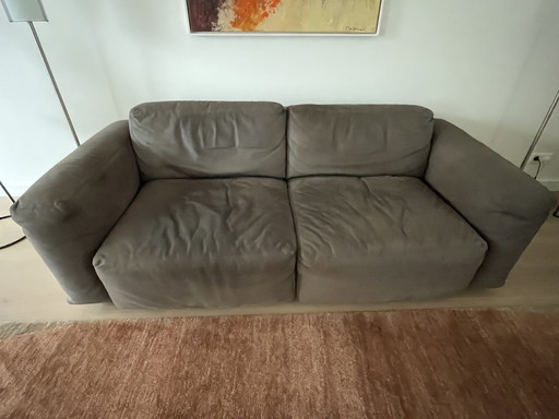 Leolux Coppara 2,5-sitziges Sofa mit Leolux-Fußhocker Piatra