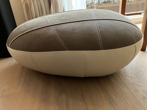 Leolux Coppara 2,5-sitziges Sofa mit Leolux-Fußhocker Piatra