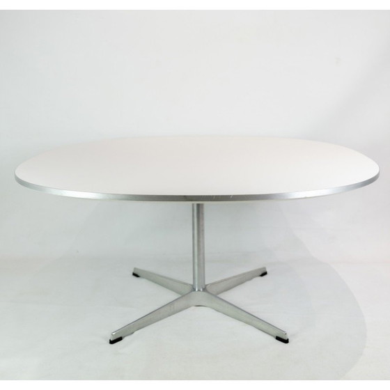 Image 1 of Vintage Couchtisch von Arne Jacobsen für Fritz Hansen, 2018