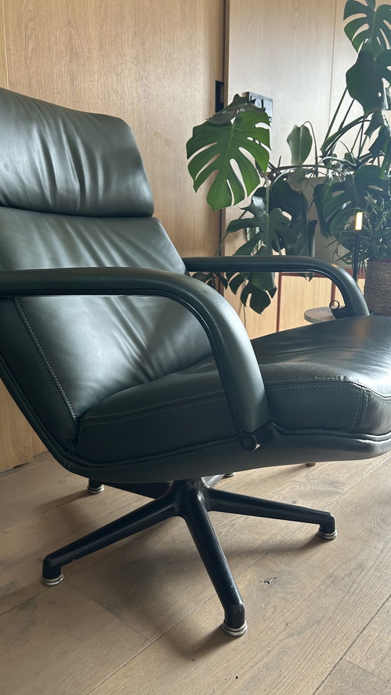 Image 1 of Artifort drehbarer sessel von Geoffrey Harcourt