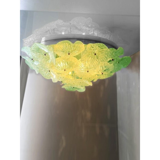 Image 1 of Italienisches grünes florales Muranoglas Flush Mount im Mid-Century Modern Stil