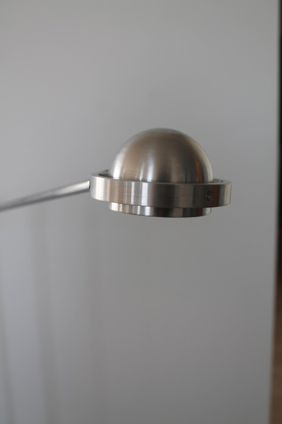 Image 1 of Stehende Design-Leselampe