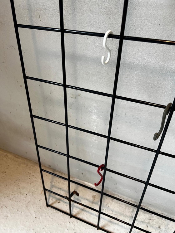Image 1 of Vintage-Garderobe Design Karl Fichtel aus beschichtetem Stahldraht.