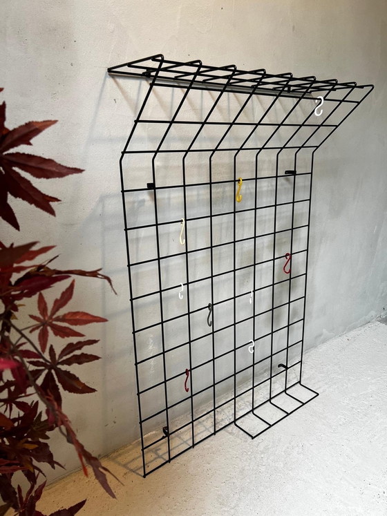 Image 1 of Vintage-Garderobe Design Karl Fichtel aus beschichtetem Stahldraht.