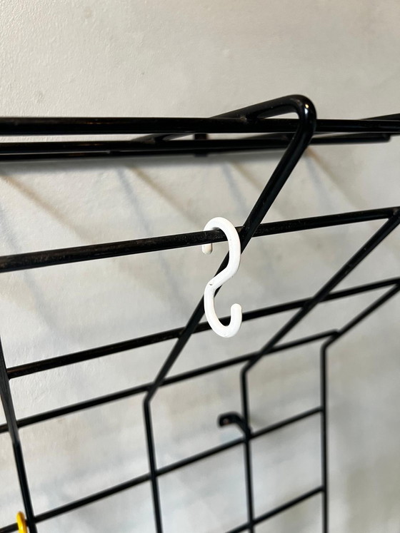 Image 1 of Vintage-Garderobe Design Karl Fichtel aus beschichtetem Stahldraht.