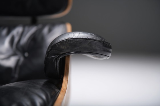 Image 1 of Eames Lounge Chair von Ray & Charles Eames von Mobilier International für Herman Miller