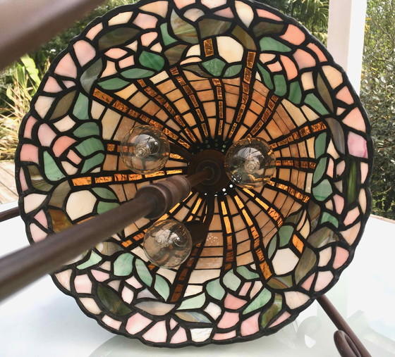 Image 1 of Große Hängeleuchte im Tiffany-Stil Jugendstil
