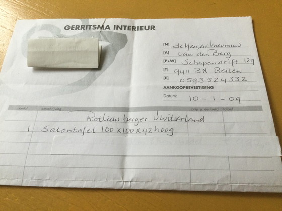 Image 1 of Rothlisberger Couchtisch