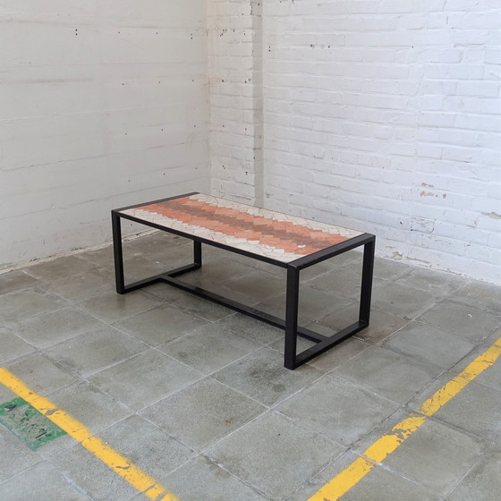 Image 1 of Arts-&-Crafts-Couchtisch