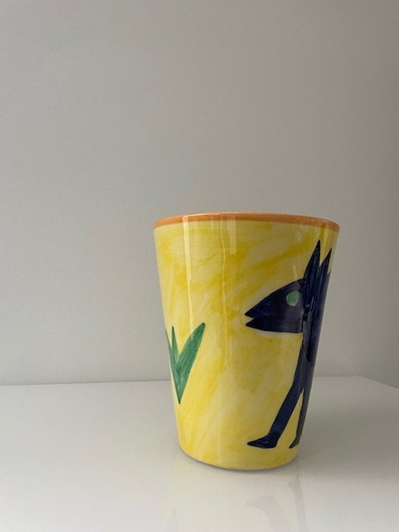 Image 1 of Handbemalte konische Vase mit primitiven Verzierungen