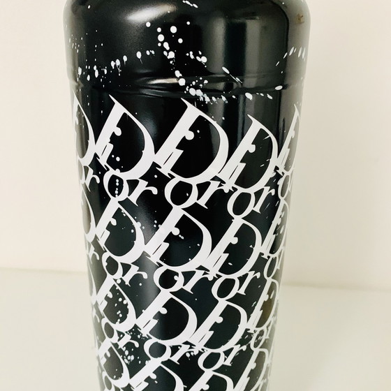 Image 1 of Zizaart Feuerlöscher Dior