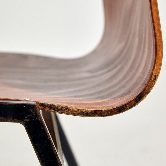 Image 1 of Stapelbarer Vintage-Stuhl aus Buchenholz, 1970er Jahre