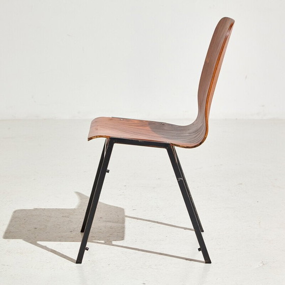 Image 1 of Stapelbarer Vintage-Stuhl aus Buchenholz, 1970er Jahre