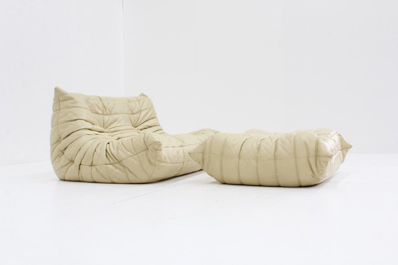 Image 1 of Vintage Togo Ligne Roset Sofa Set Beige Leder