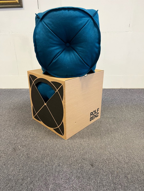 Image 1 of Rolf benz 953 hocker